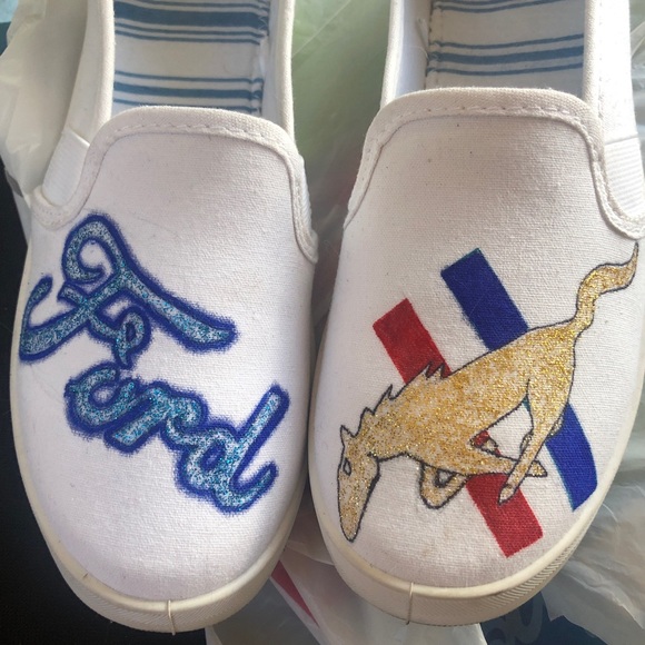 Ford Mustang Shoes - Picture 1 of 1